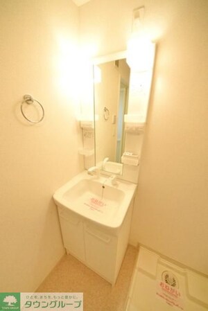 パインコートの物件内観写真